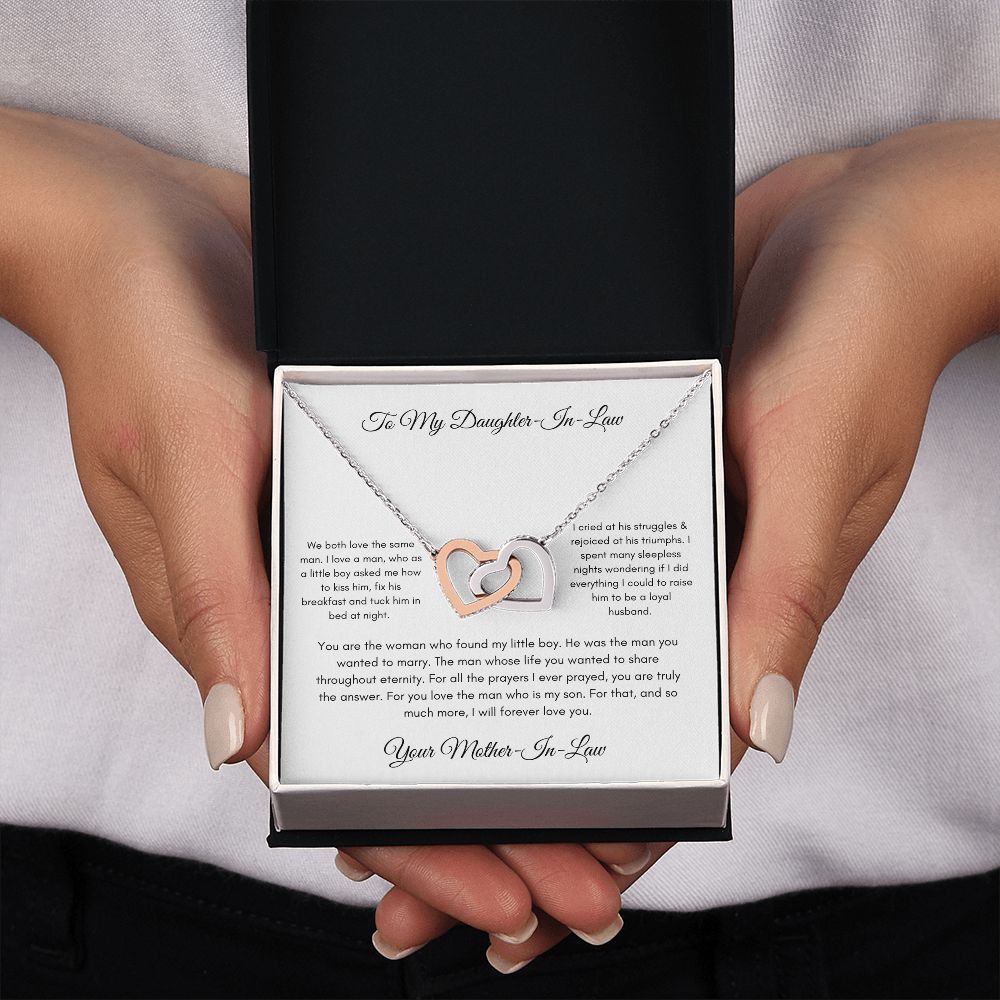 Daughter-In-Law | Interlocking Hearts Necklace